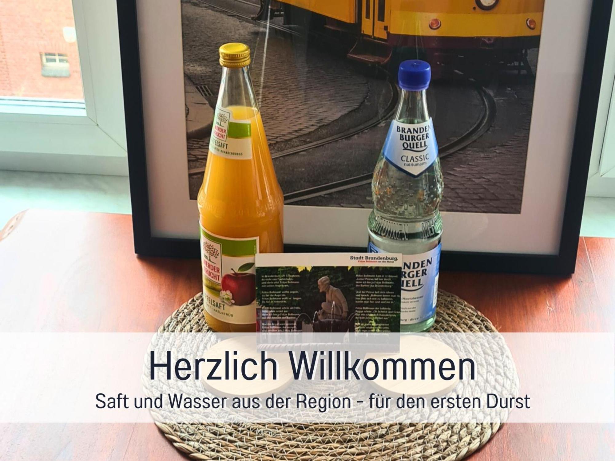 בראנדנבורג Lichtdurchflutete Moderne Stadtwohnung, Kueche, Waschtrockner, Smarttv מראה חיצוני תמונה